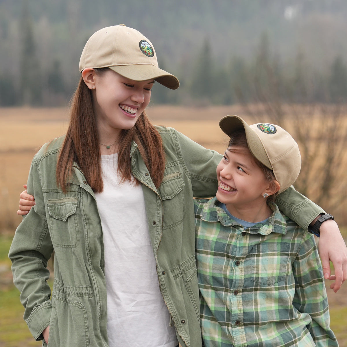 Taiwan Mountains Two-Tone Cap