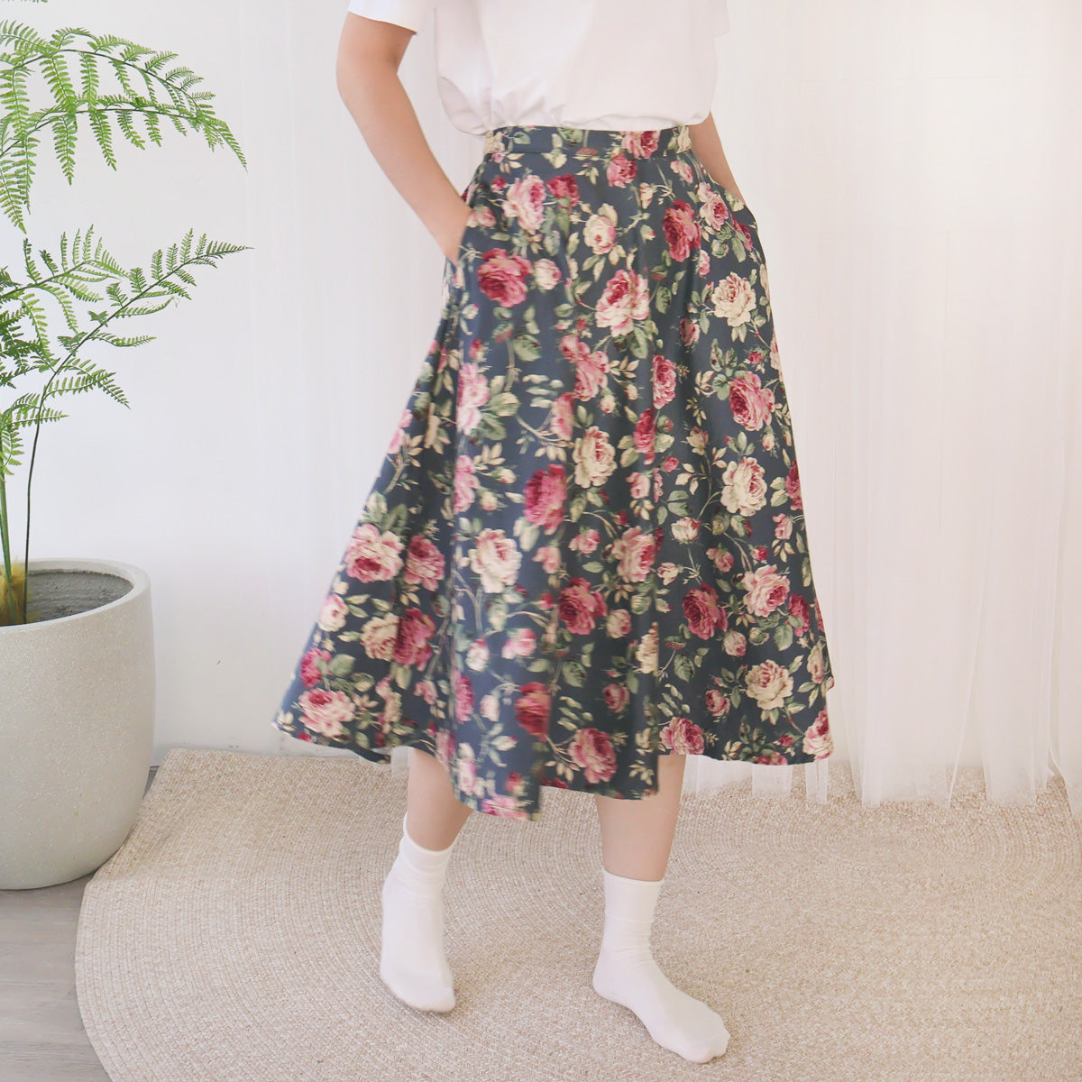 Vintage Rose Thick Circle Skirt