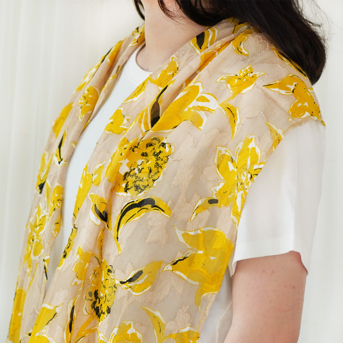 Classic Elegance Cotton Breathable Scarf - Japan