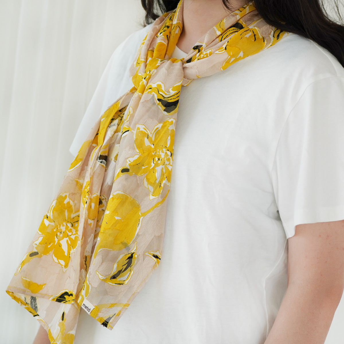 Classic Elegance Cotton Breathable Scarf - Japan