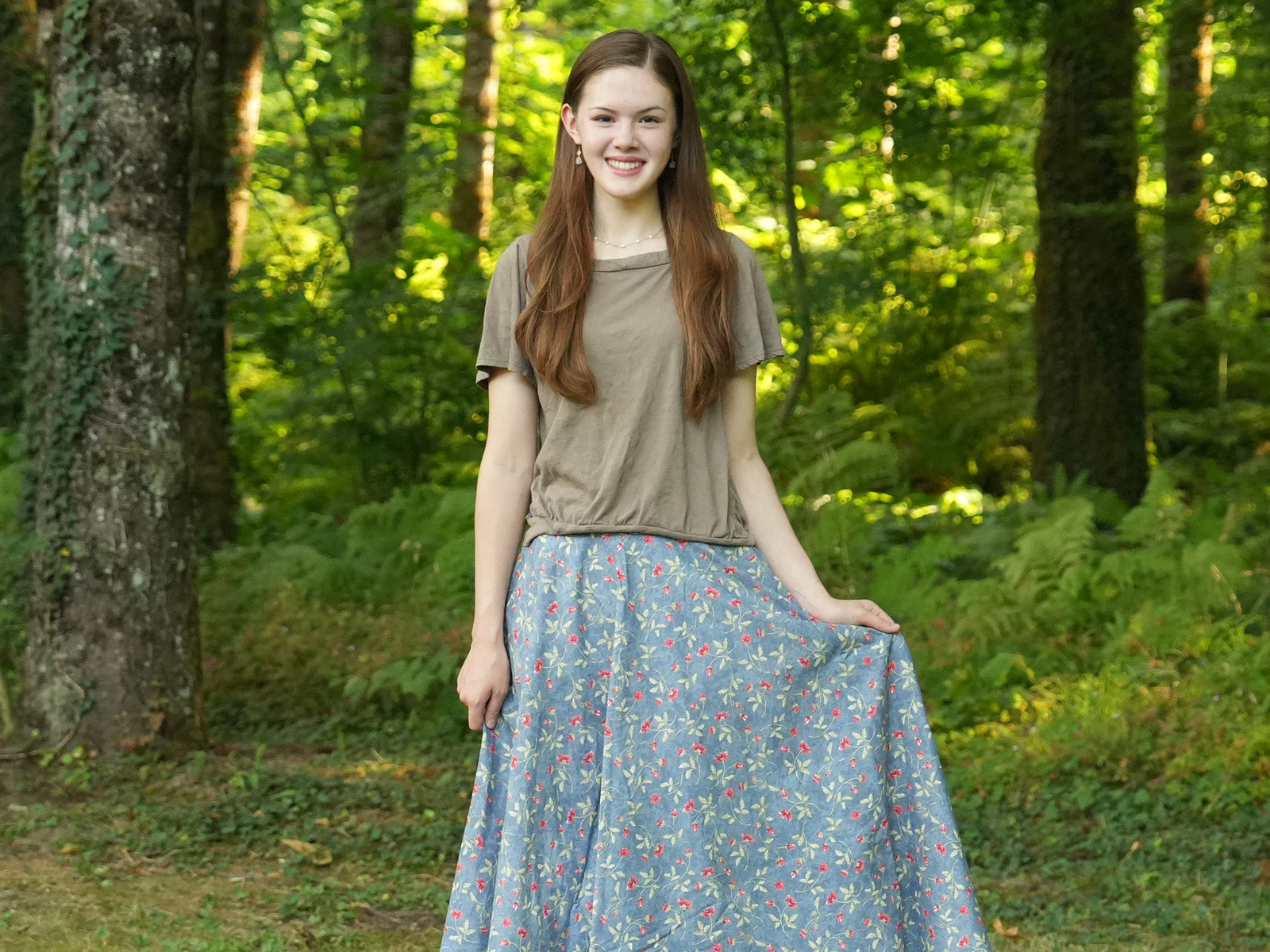 Blue Daisy Lightweight Circle Skirt