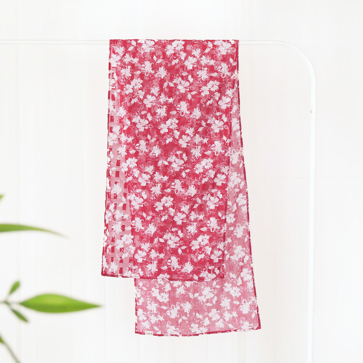 Classic Elegance Cotton Breathable Scarf - Japan