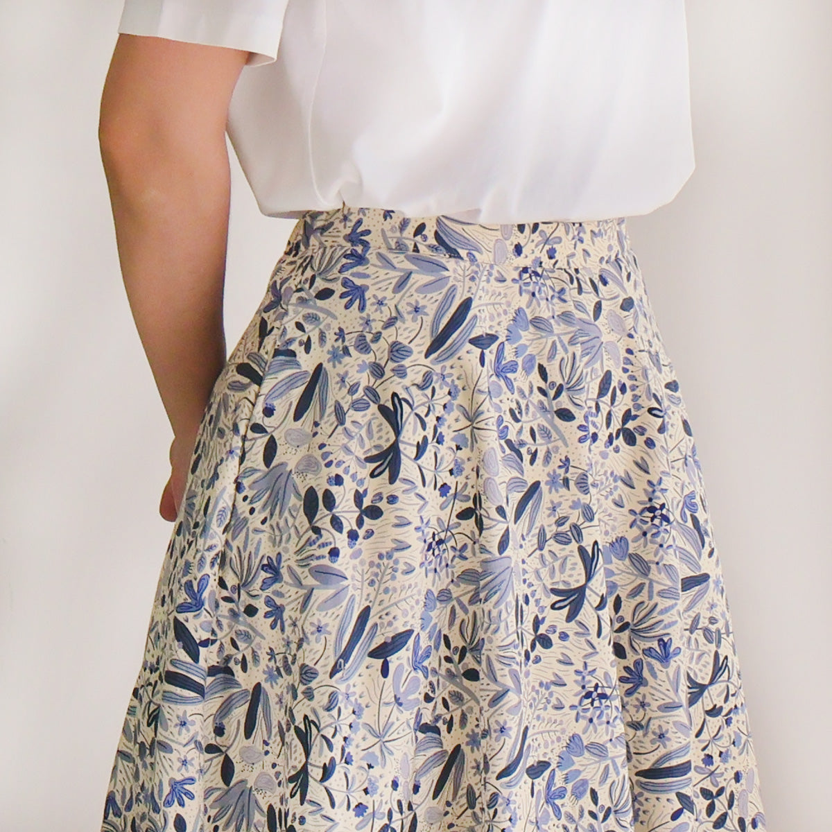 Painted Flowers Leaves Thick Circle Skirt
