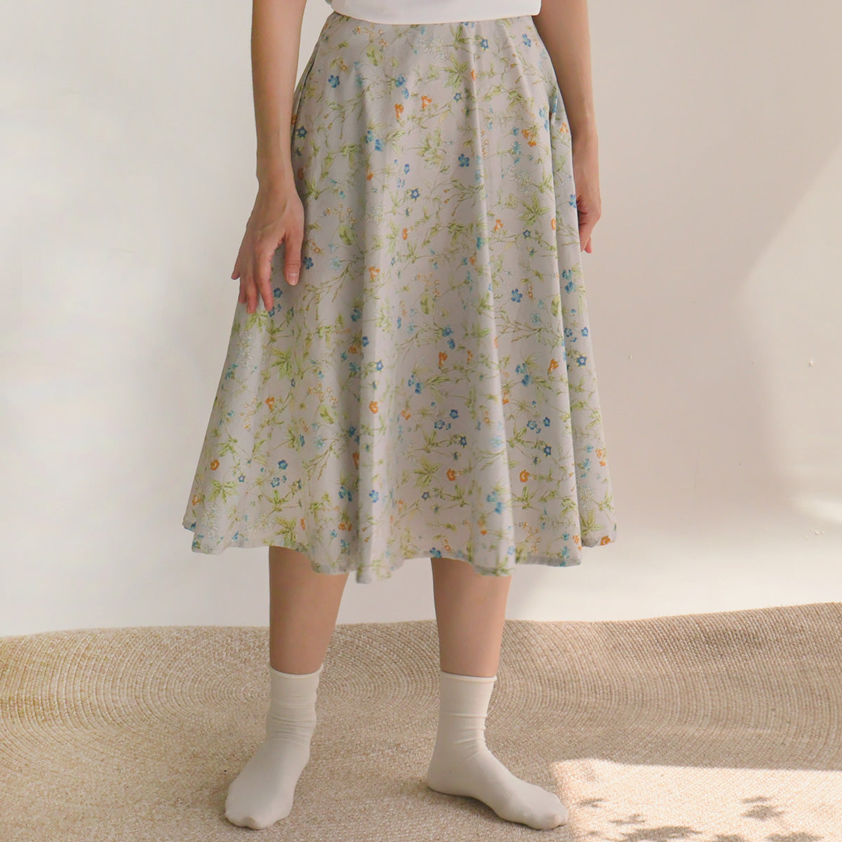 Gray-Blue Orange Blossom Lightweight Circle Skirt