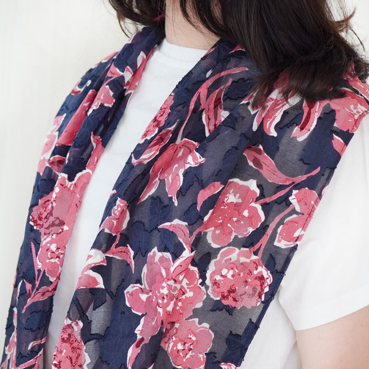 Classic Elegance Cotton Breathable Scarf - Japan