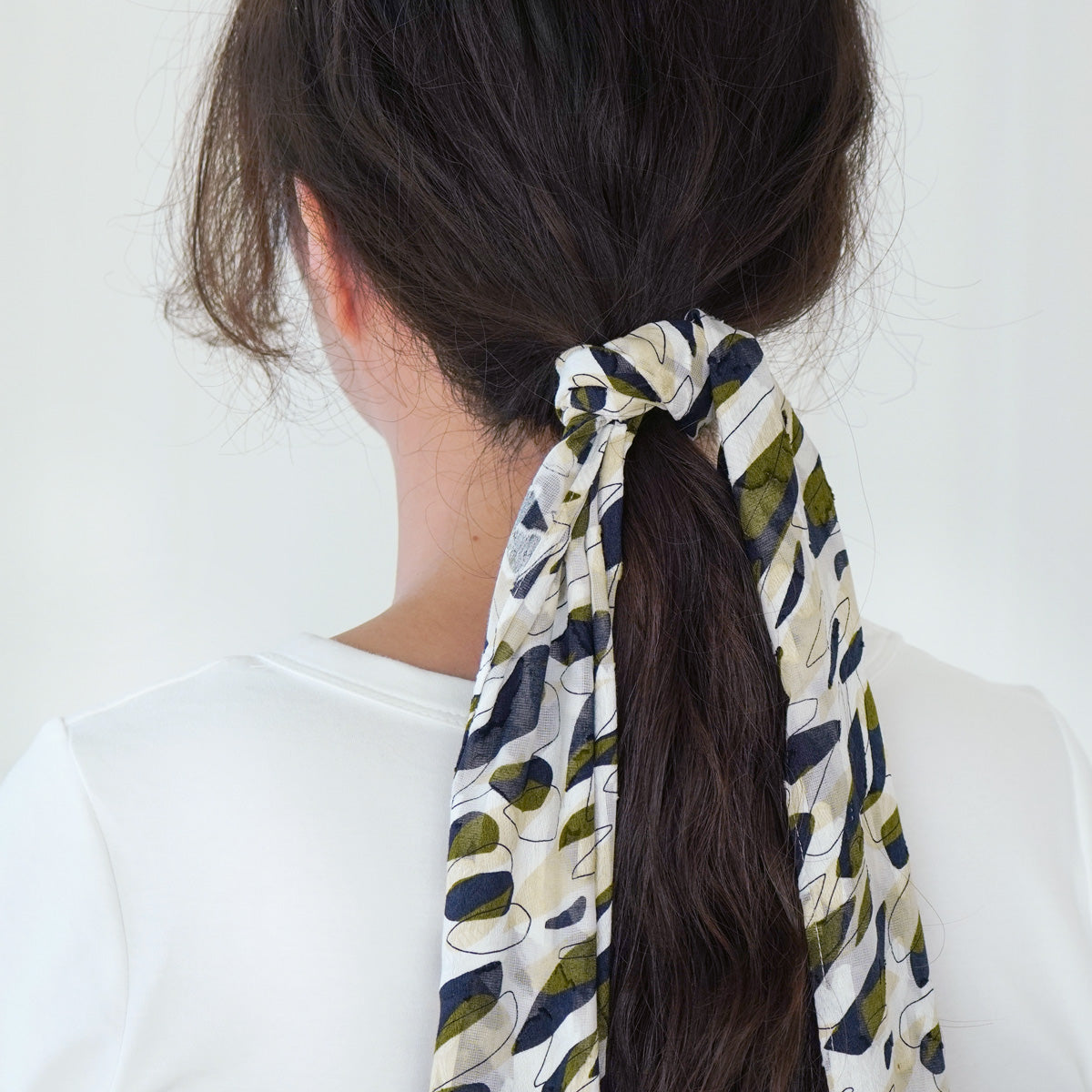Classic Elegance Cotton Breathable Scarf - Japan