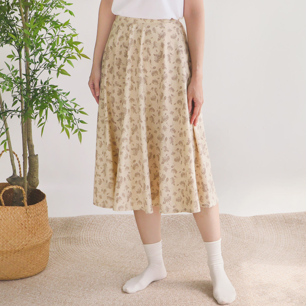 Beige Coffee Blossom Lightweight Circle Skirt