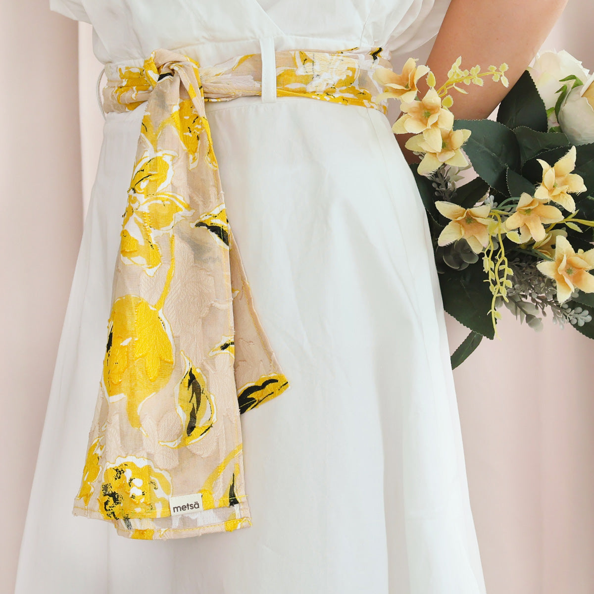 Classic Elegance Cotton Breathable Scarf - Japan