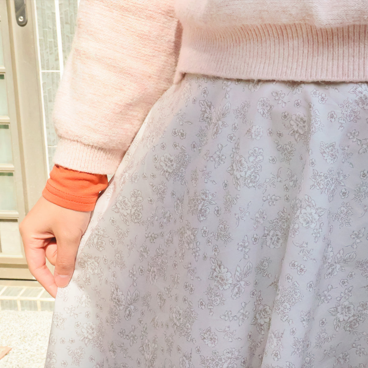 Hand-Drawn Floral Light Beige Circle Skirt