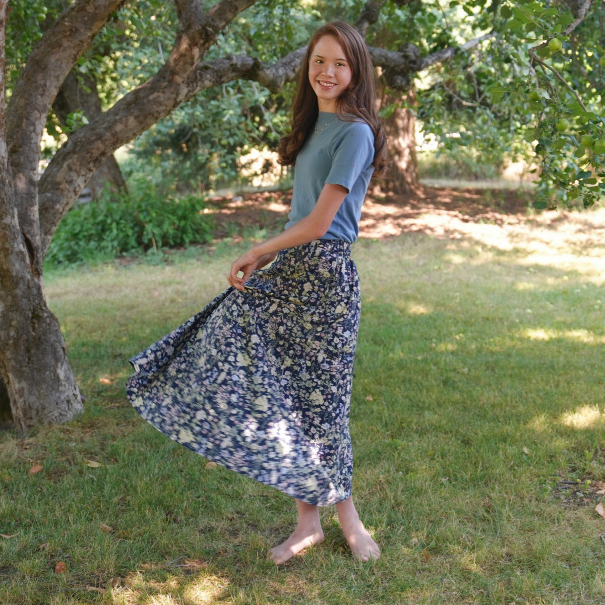 Morning Mist Garden - Four Panel Circle Skirt