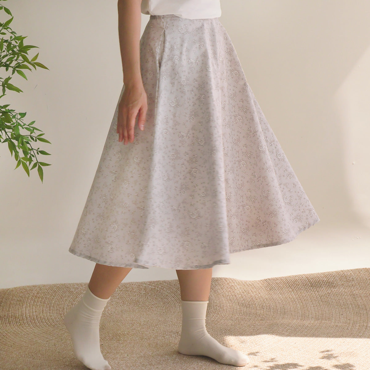 Hand-Drawn Floral Light Beige Circle Skirt