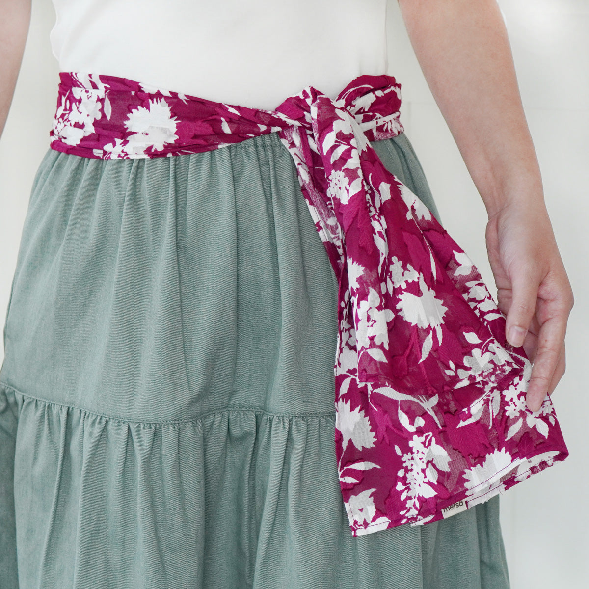 Large Floral Series Cotton Breathable Scarf - Japan