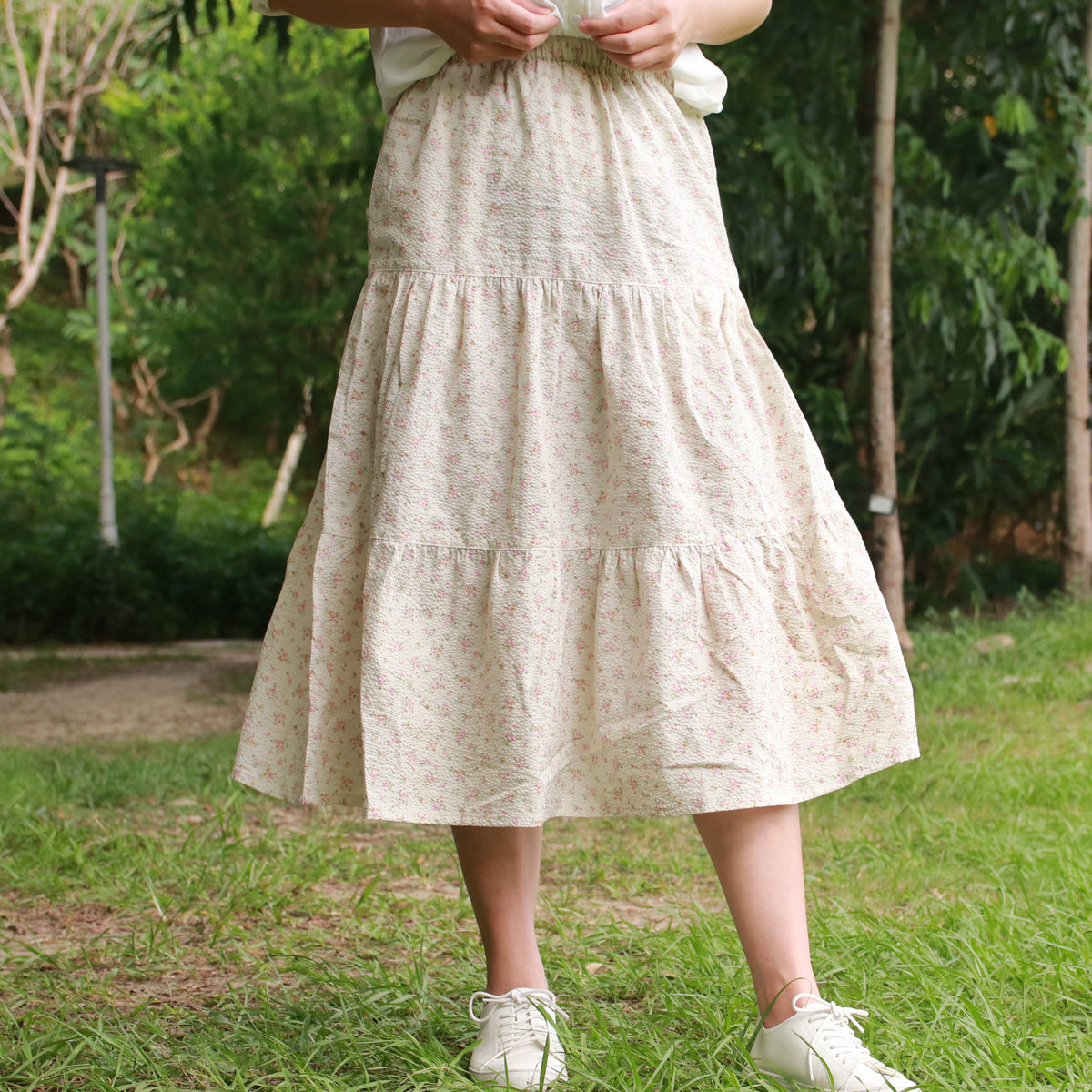 Buttercream Flower Cake Skirt