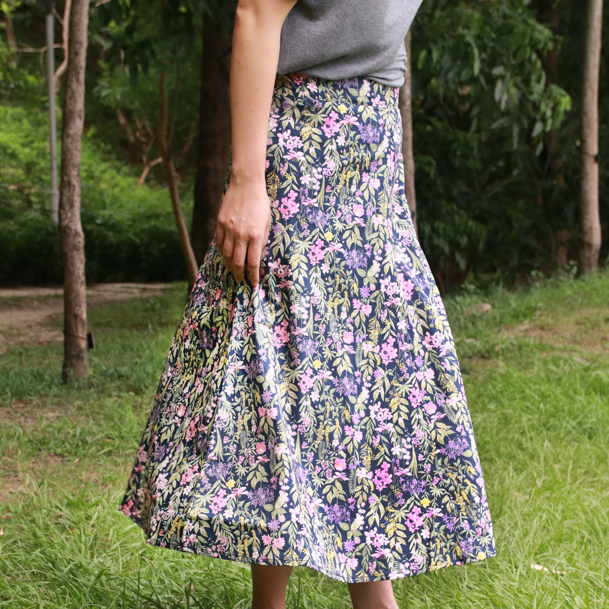 Wisteria Flower - Four Panel Circle Skirt