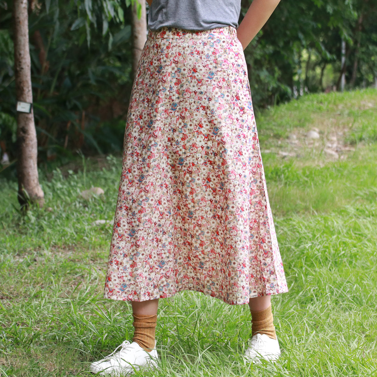 Vintage Pink White Floral- Four Panel Circle Skirt