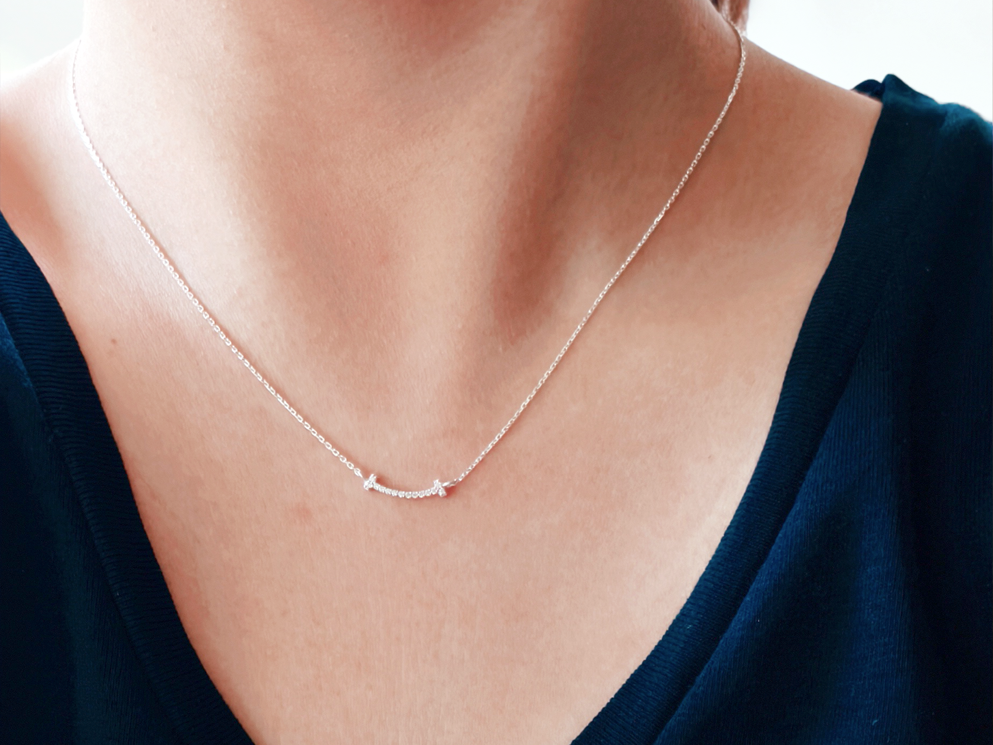 Ribbon/Smile Necklace in Sterling Silver-Korea