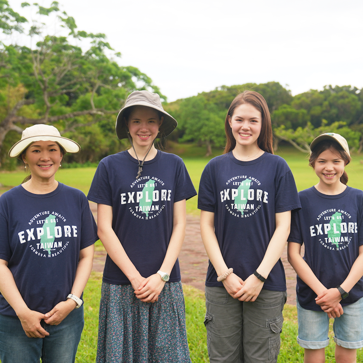 Pre-order: EXPLORE TAIWAN T-shirt (Estimated to ship by June)