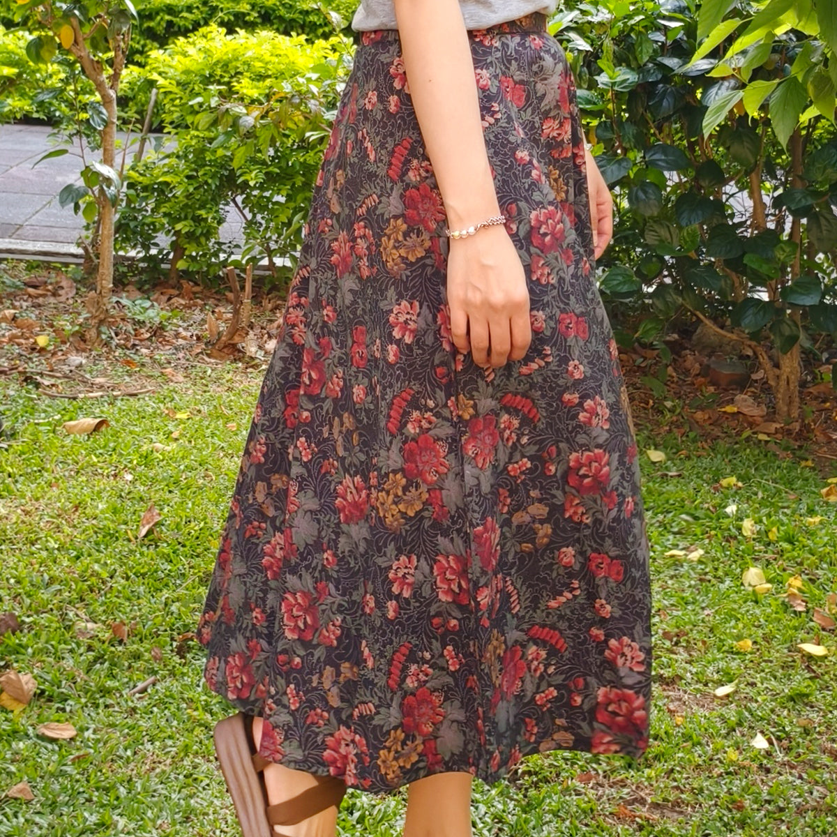 Crimson Flower-Handmade Circle Skirt