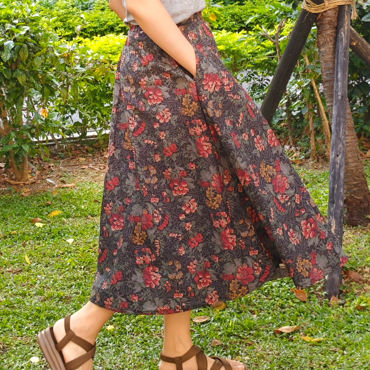 Crimson Flower-Handmade Circle Skirt