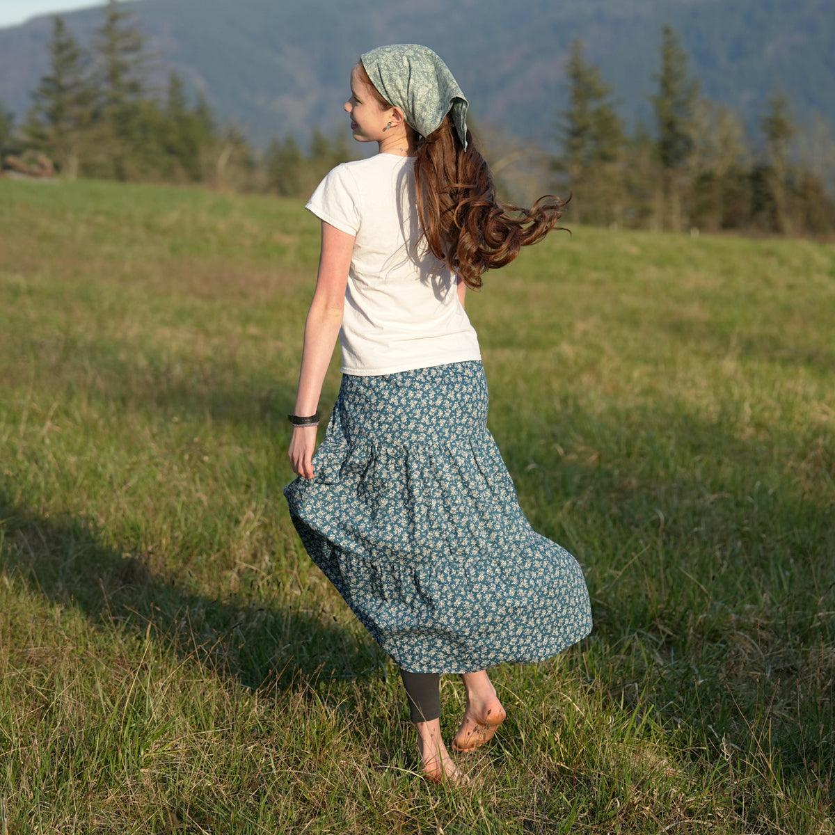 Dark Color White Flowers Handmade Skirt