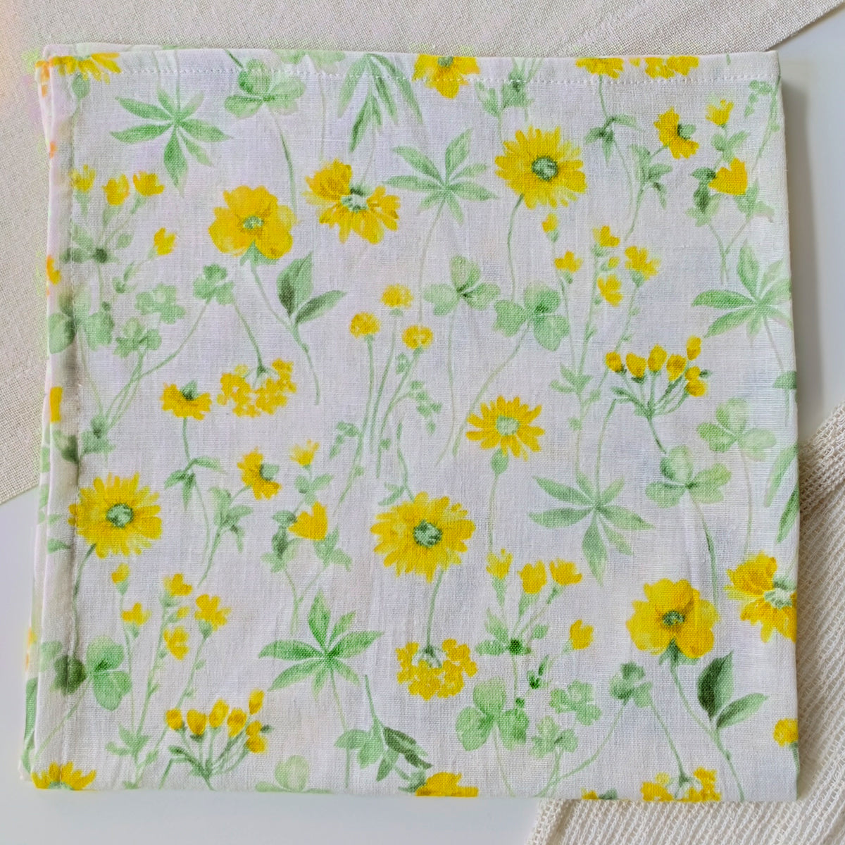 Big Flower Printed Cotton Scarf - Japan